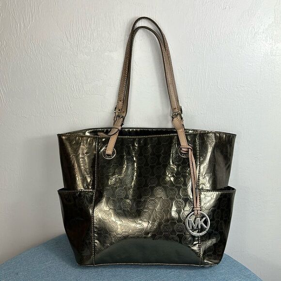 Michael Kors Jet Set East West Mirror Metallic Bronze Color Tote - Picture 1 of 12